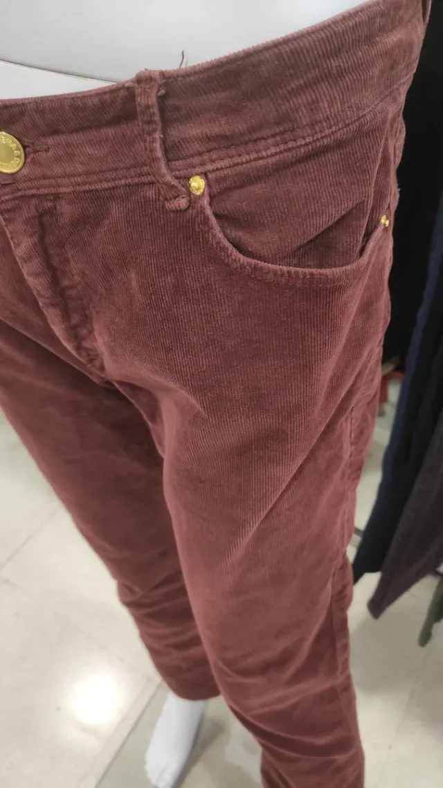 Pantalones pana acampanados Talla 40
