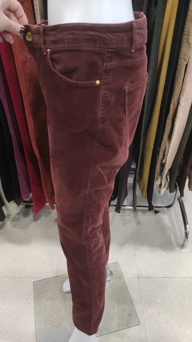 Pantalones pana acampanados Talla 40