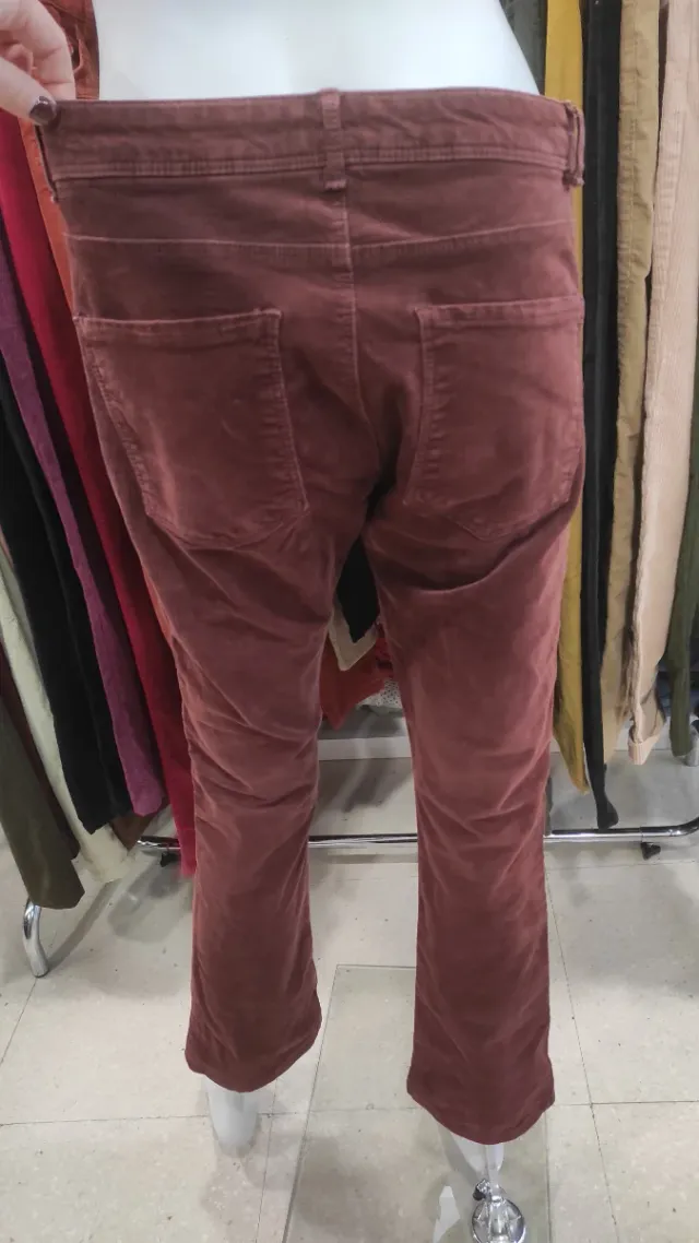 Pantalones pana acampanados Talla 40