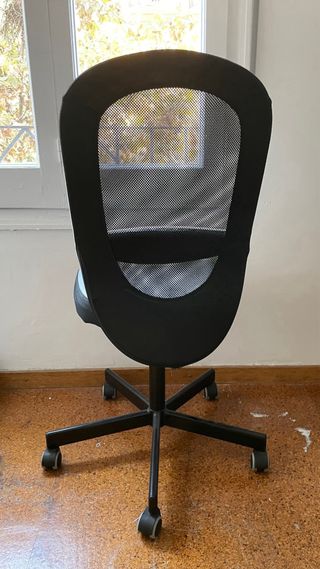 Silla de oficina con ruedas