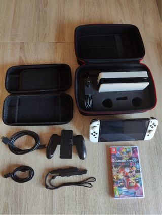 Nintendo Switch OLED + Mario Kart 8 + Animal Crossing