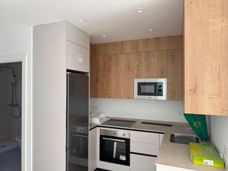 Piso en venta en Montemar en Torremolinos