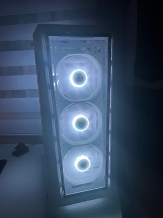 PC Gaming AMD RYZEN 7 5700G / 16 GB RAM 3600 mhz