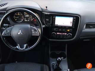 Mitsubishi Outlander 220 DI-D Motion 4WD