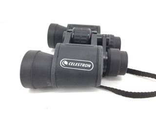 prismatico binocular celestron upclose g2