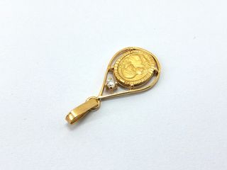 medalla oro 18k con piedra con circonita