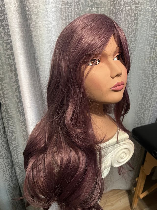 Peluca Morada Larga Ondulada