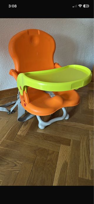 Trona adaptable a silla bebé