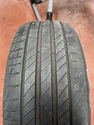 2 Llantas 16 pulgadas+2 cubiertas Michelin primacy