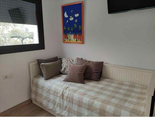 Alquiler habitación casa de una urbanizaciónSitges