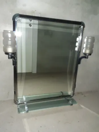 espejo antiguo con dos apliques de luz  ver fotos