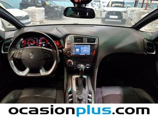 DS DS5 BlueHdi 180 Style EAT6 133 kW (181 CV)