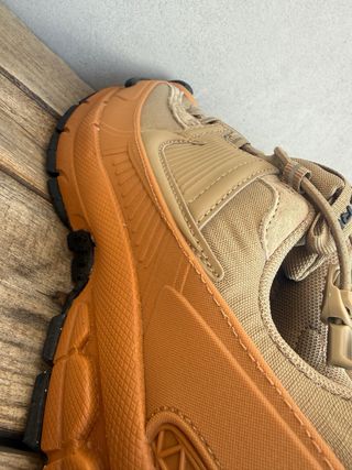 Nike Zoom Vomero Roam “Flax”