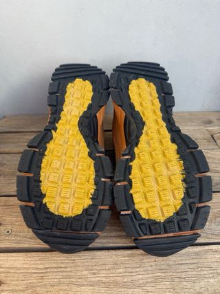 Nike Zoom Vomero Roam “Flax”