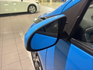 TOYOTA AYGO 1.0 VVT-I X-PLAY X-SKY 72 5P