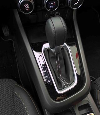 RENAULT ARKANA TECHNO E-TECH FULL HYBRID 105 KW (145CV)