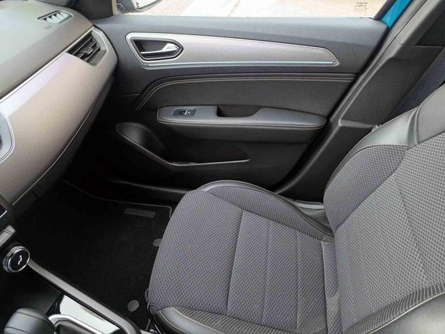 RENAULT ARKANA TECHNO E-TECH FULL HYBRID 105 KW (145CV)