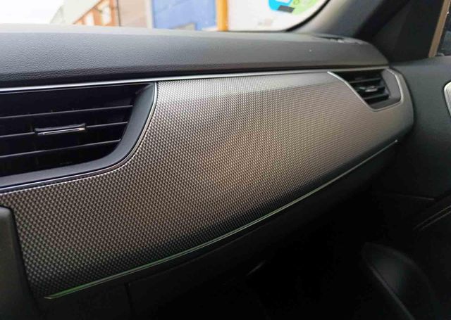 RENAULT ARKANA TECHNO E-TECH FULL HYBRID 105 KW (145CV)