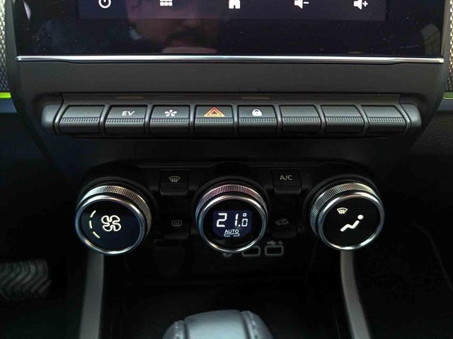 RENAULT ARKANA TECHNO E-TECH FULL HYBRID 105 KW (145CV)