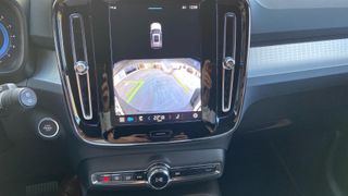 VOLVO XC40 2.0 B4 MHEV PLUS DARK DCT 5P