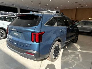 KIA Sorento 1.6 T-GDi HEV Emotion 4x2 7pl