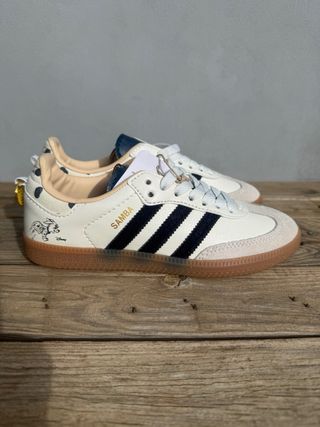 Adidas Samba x Disney - 101 Dálmatas (Penny)
