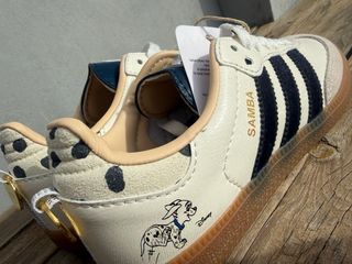 Adidas Samba x Disney - 101 Dálmatas (Penny)