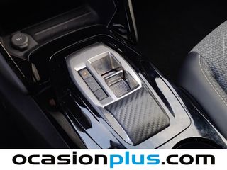 Peugeot 2008 Allure Hybrid eDCS6 100 kW (136 CV)