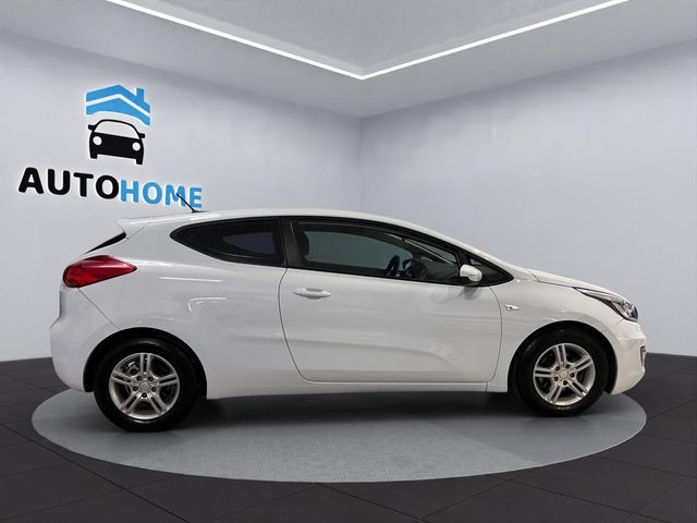 Kia Ceed 1.4 CVVT 100cv Concept