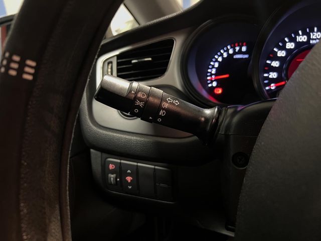 Kia Ceed 1.4 CVVT 100cv Concept