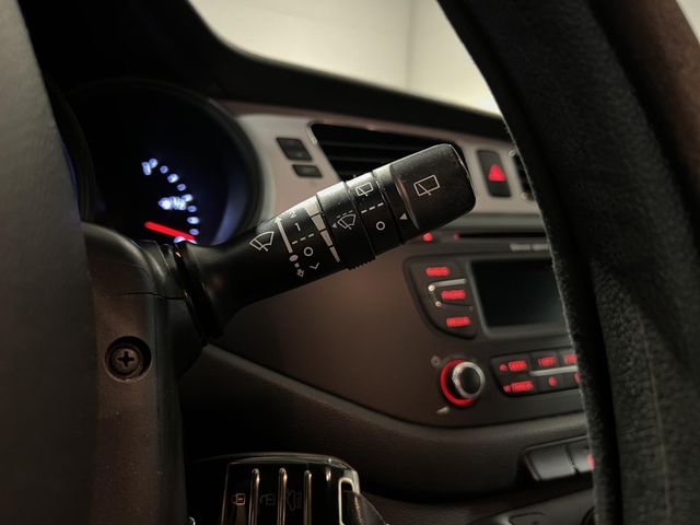 Kia Ceed 1.4 CVVT 100cv Concept