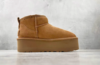 Plataforma     UGG      marrón