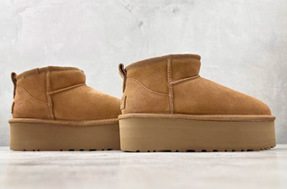 Plataforma     UGG      marrón