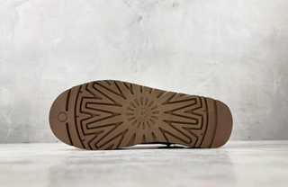 Plataforma     UGG      marrón