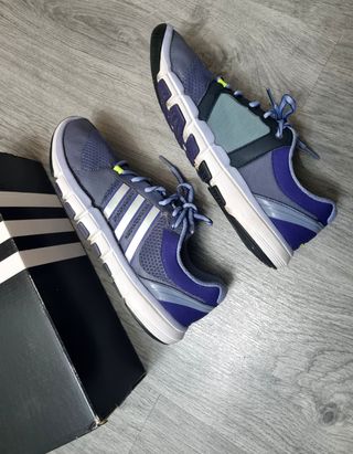 Zapatillas Adidas Training Moradas