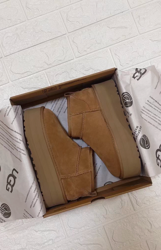 Plataforma     UGG      marrón