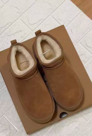 Plataforma     UGG      marrón
