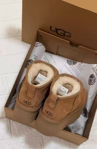 Plataforma     UGG      marrón