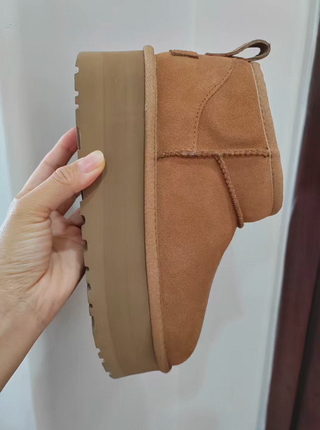 Plataforma     UGG      marrón