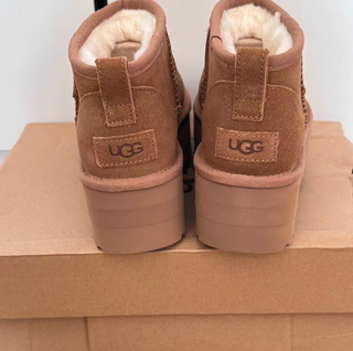 Plataforma     UGG      marrón