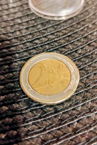 MONEDA 2 € CON ERRORES DE ACUÑACION.ALEMANIA