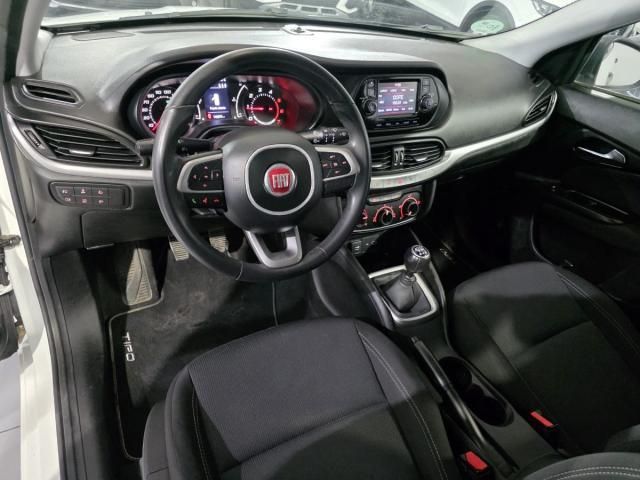 FIAT Tipo 5p 1.6 Multijet II 88 kW (120 CV) Pop Business