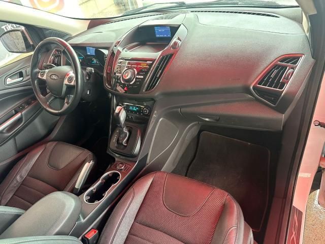 FORD Kuga 2.0 TDCI 140 CV Powershift 4WD Titanium