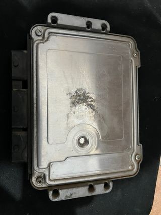 Centralita Bosch Trafic HOM8200051608