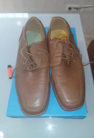 Zapatos de vestir marrones