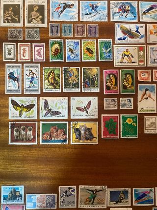 Lote de 100 sellos de coleccion