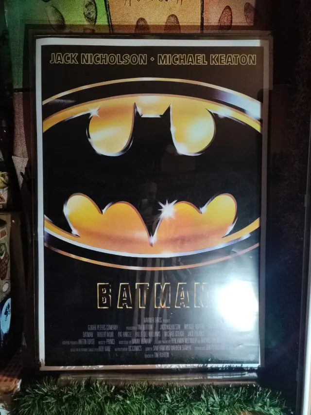 Póster Batman 1989 con créditos en Inglés
