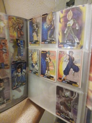 Raccoglitore Dragon Ball Super + 25 figurine