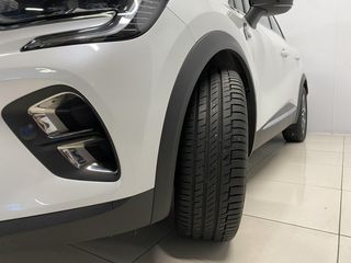 RENAULT Captur Híbrido Captur Híbrido Captur E-TECH Híbrido Zen Fast Track 105kW