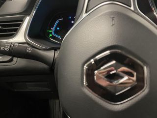 RENAULT Captur Híbrido Captur Híbrido Captur E-TECH Híbrido Zen Fast Track 105kW
